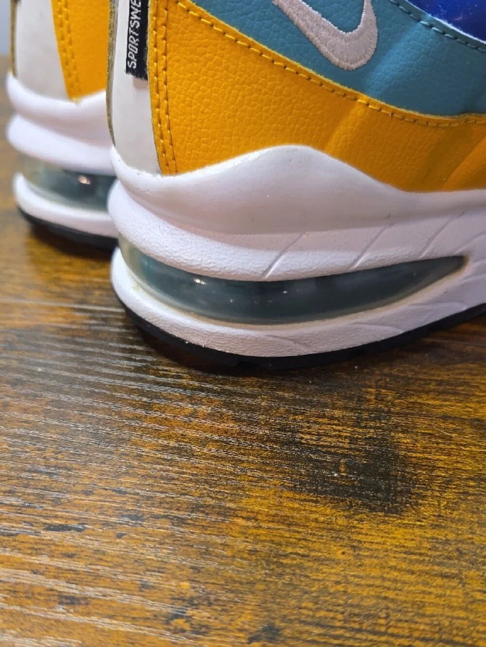 ​Nike Air Max 95 GS Game Change White University Gold Teal Red Orbit 4.5Y